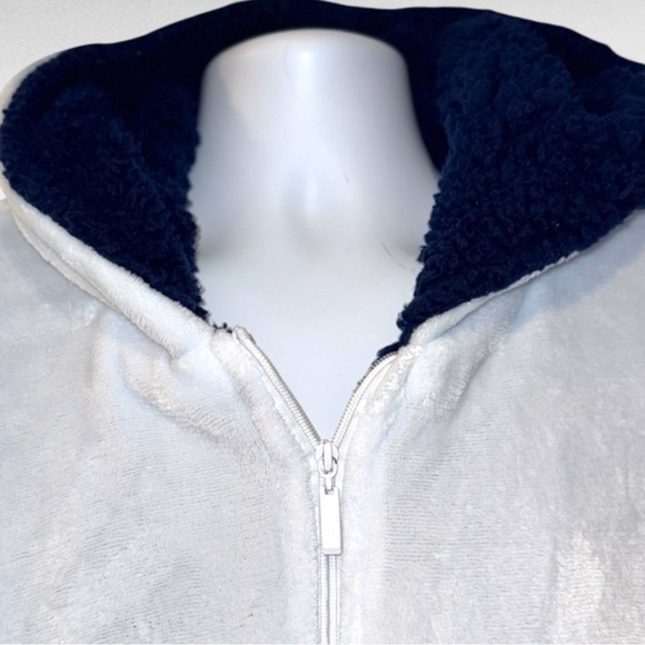 Sherpy Cozy Wearable Blanket Hoodie Zip Front | Off-White & Navy L/XL Oversized - Picture 8 of 14